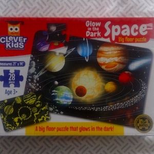 Kid's space puzzle